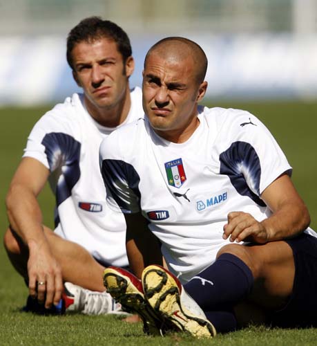 也反映出他 也反映出他