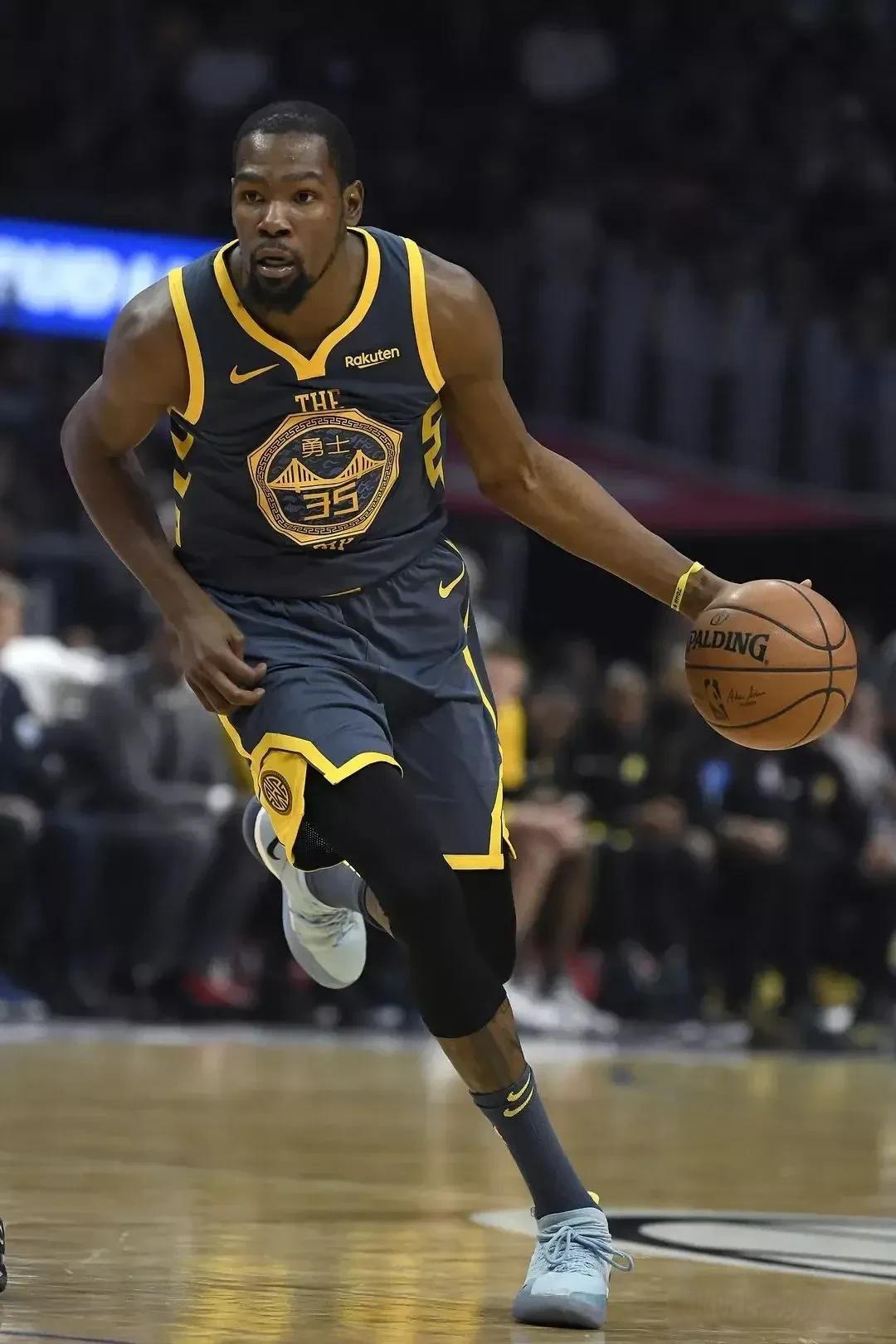 岭出现在首 岭出现在首